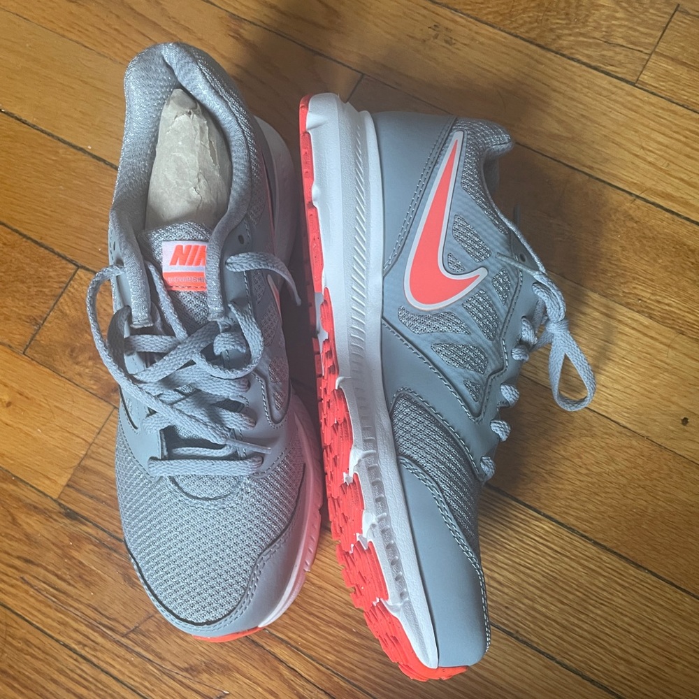 Brand new Nike sneakers never worn